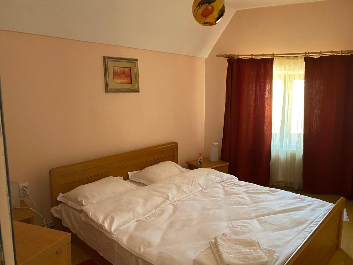 Victoria Gasthaus Rasnov - Charming Vacation House In Rasnov المظهر الخارجي الصورة