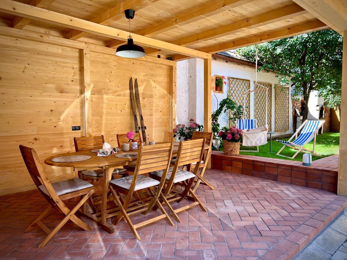 Victoria Gasthaus Rasnov - Charming Vacation House In Rasnov المظهر الخارجي الصورة