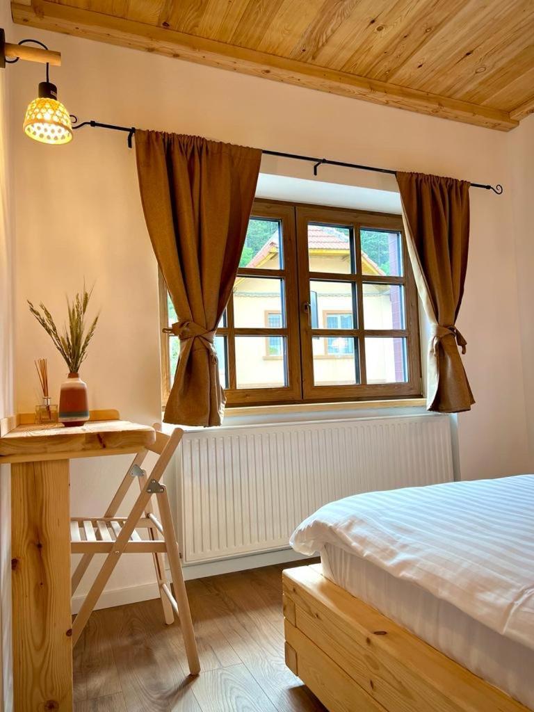 Victoria Gasthaus Rasnov - Charming Vacation House In Rasnov المظهر الخارجي الصورة